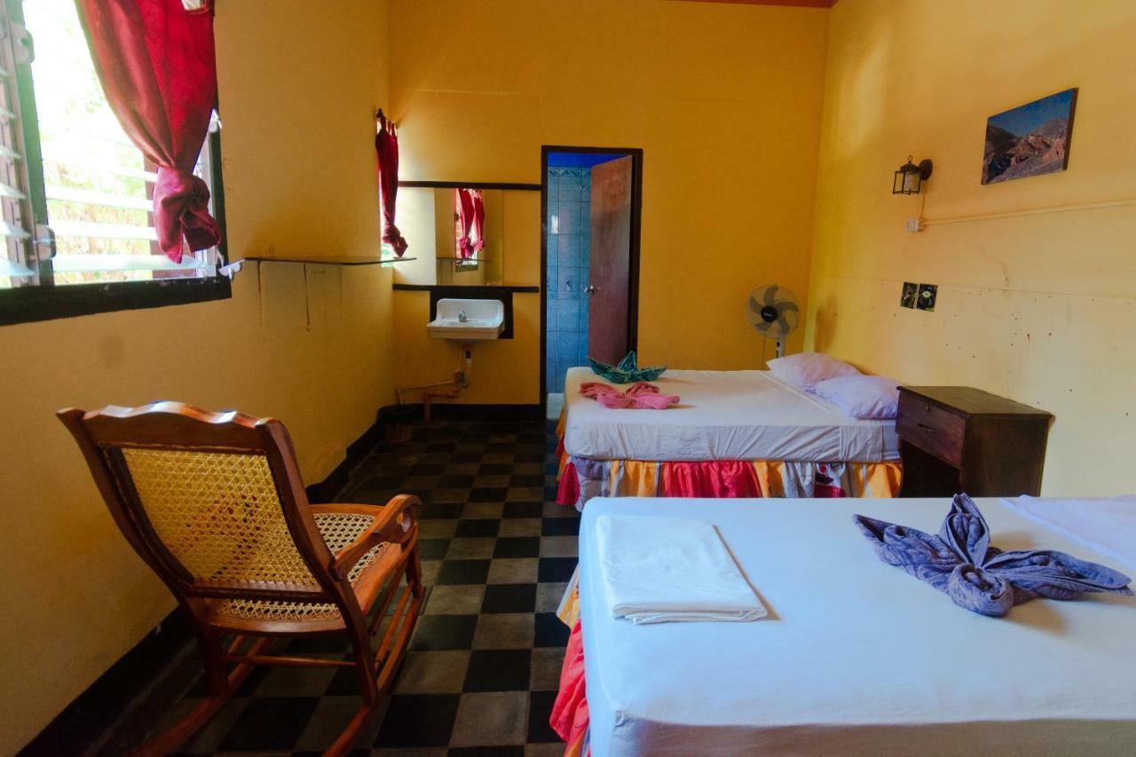 Hostal Lazybones Leon Room photo