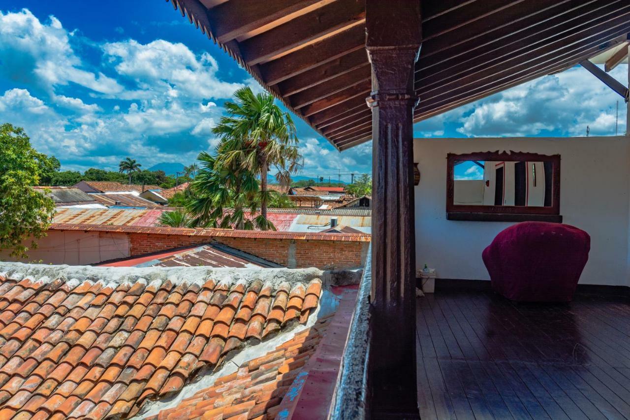 Hostal Lazybones Leon Exterior photo