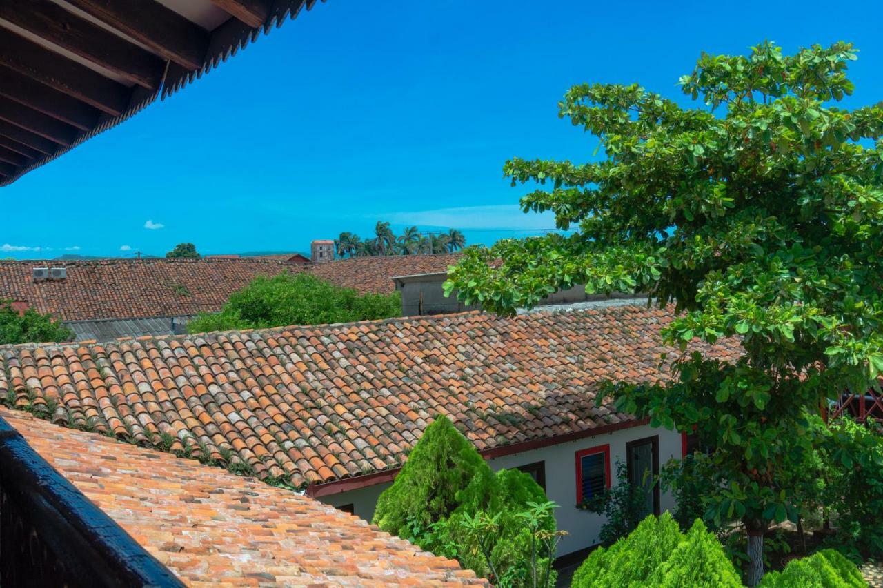 Hostal Lazybones Leon Exterior photo